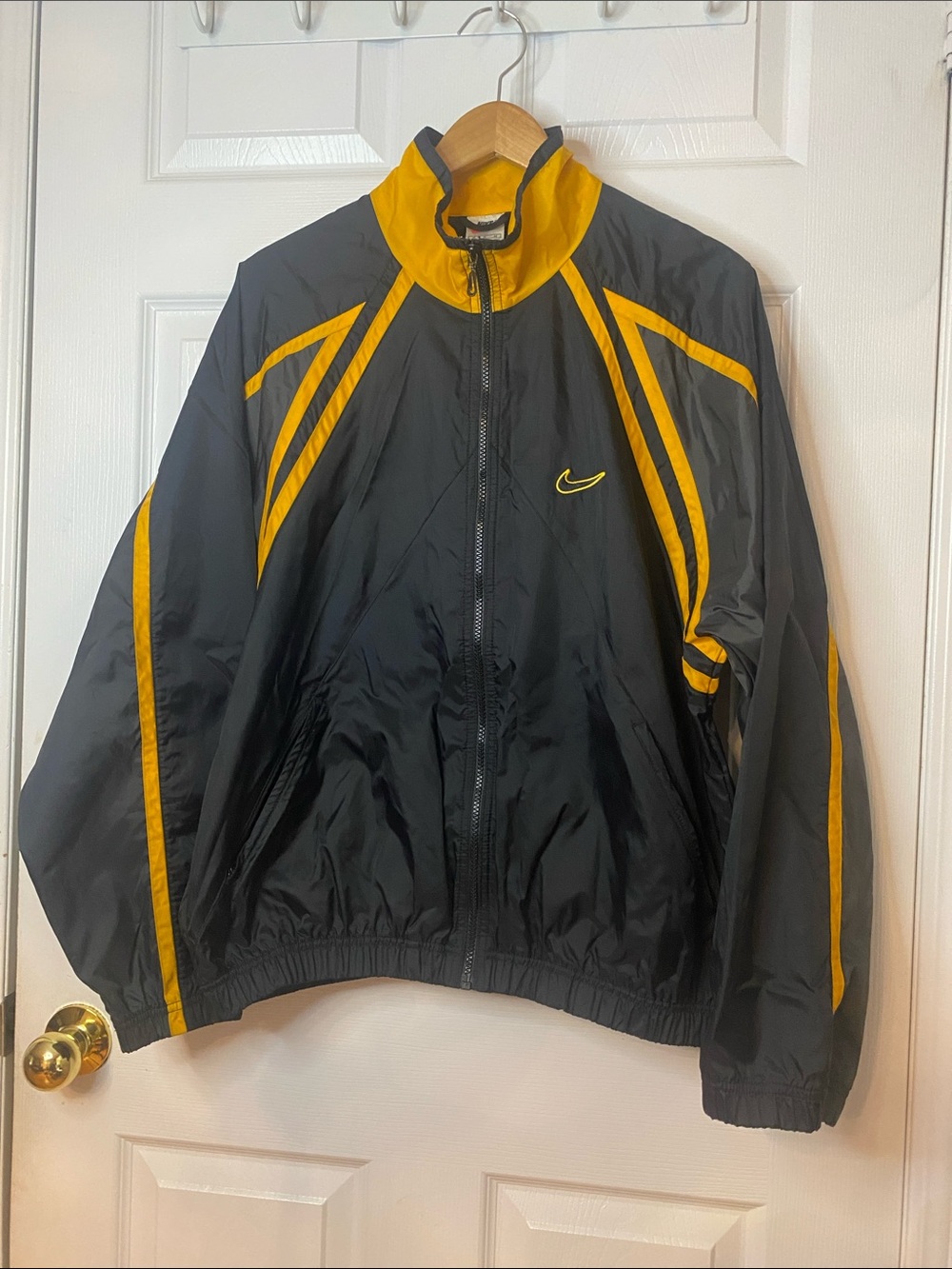 Vintage Nike Black and Yellow Athletic Windbreaker Jacket #12